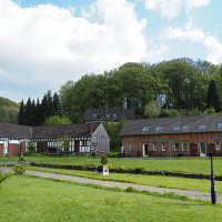 Instandsetzung & Umbau einer Fachwerkscheune zu hochwertigen Büroflächen